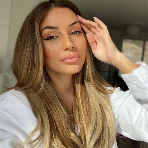 chloe di francesco|Chloe Villetelle (@chloe.difrancesco) • Instagram photos and videos.